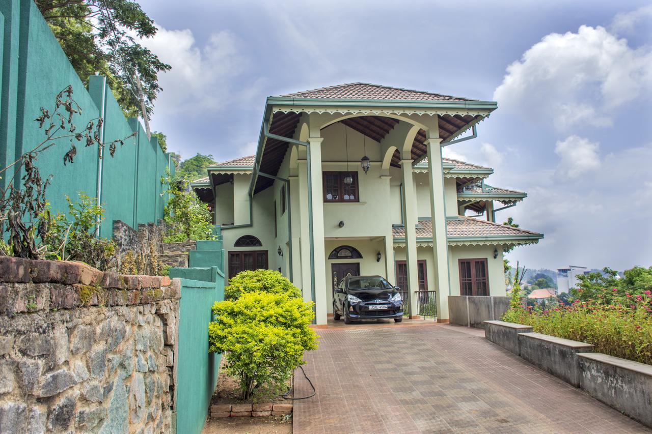 Breeze Villa Kandy Buitenkant foto